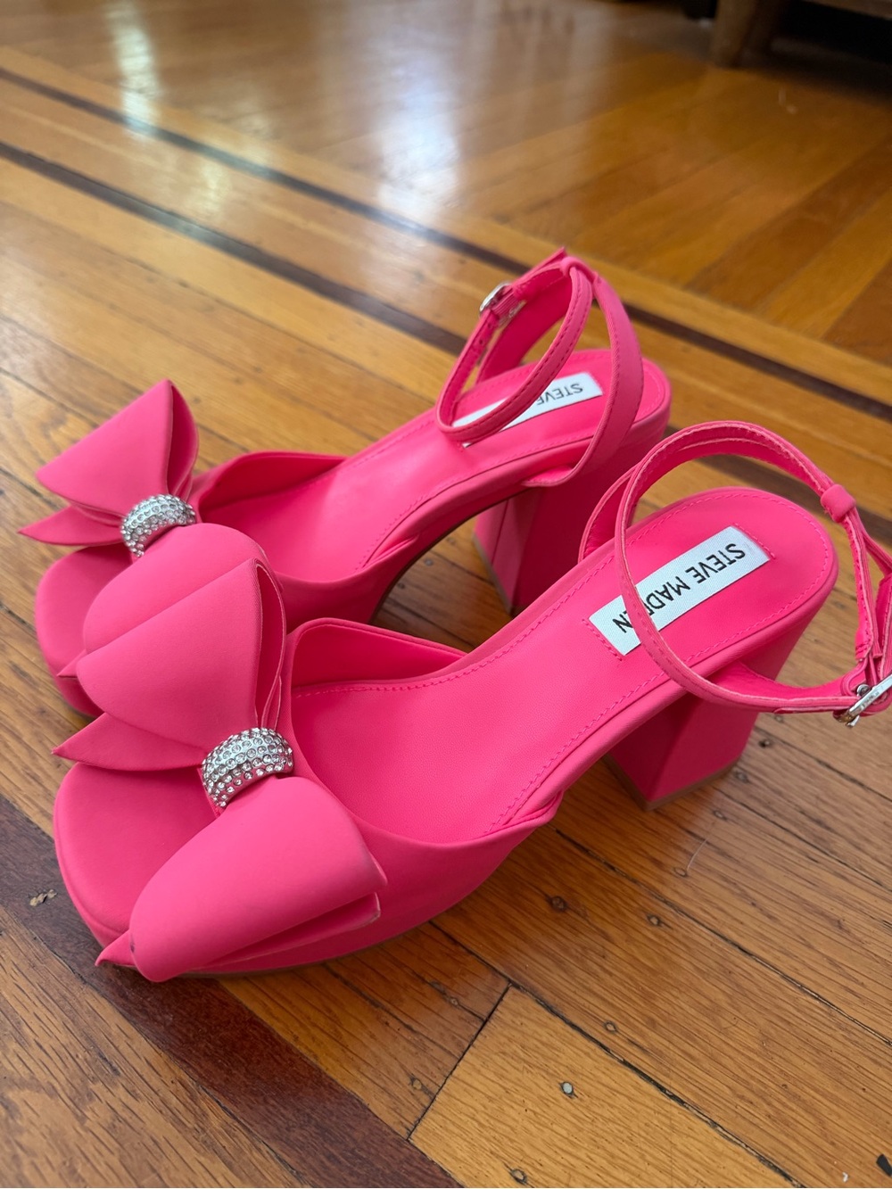 Steve Madden Aerin bow platform sandals 7 pink heels Barbie NEW